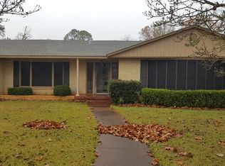 300 E Rusk St, Mt Enterprise, TX 75681