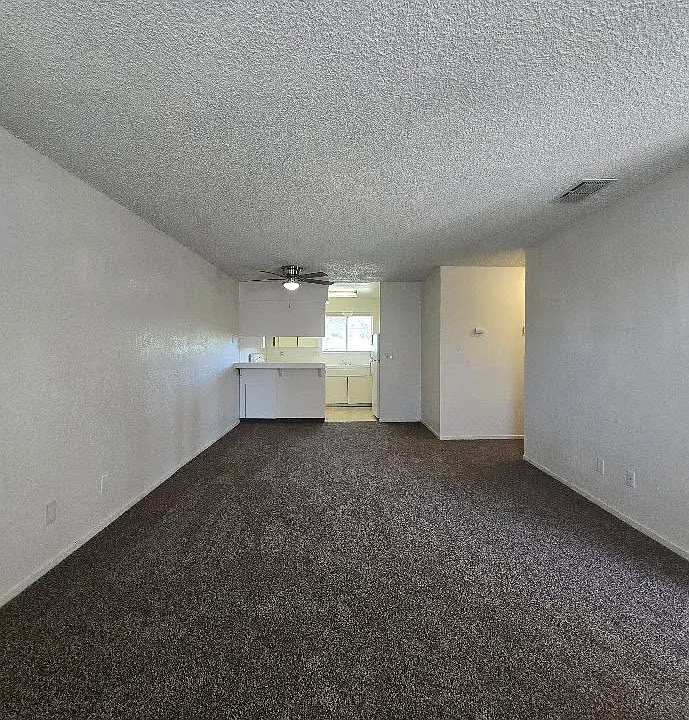1414 W Clinton Ave #201