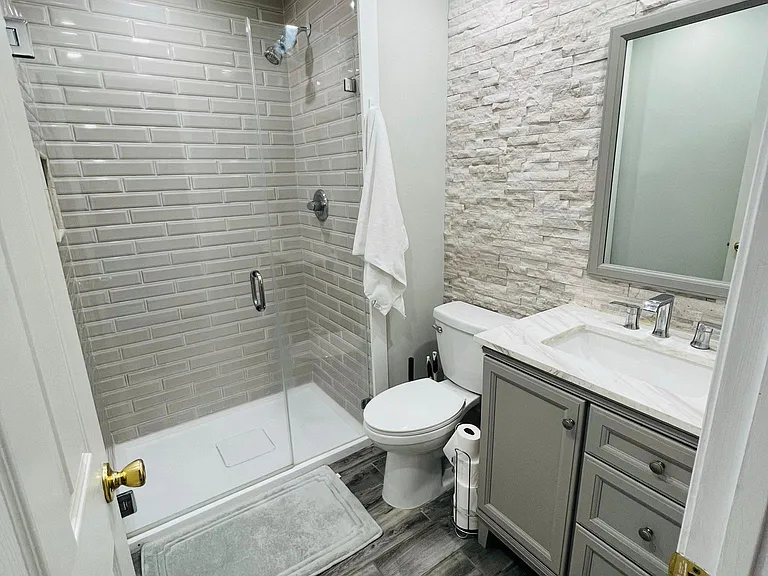 11 Frozen Ridge Rd — Photo 2
