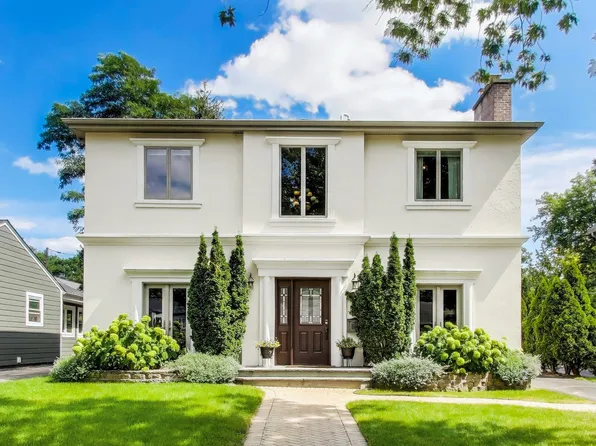 926 Amherst Ln, Wilmette, IL 60091