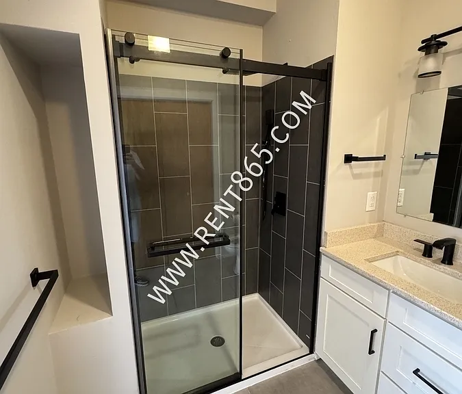 114 Dameron Ave #101 — Photo 2
