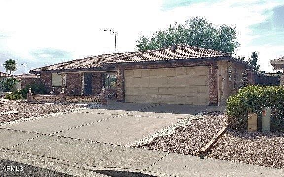 2nd image of 8141 E Medina Ave