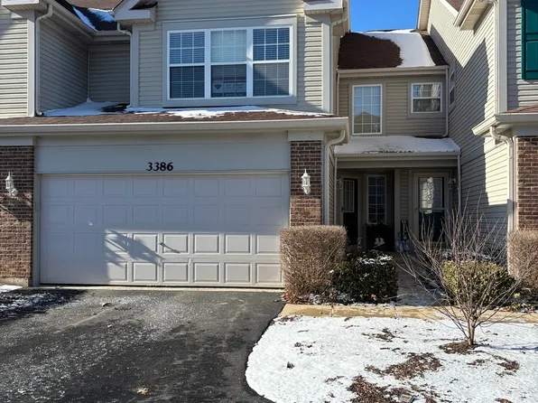 3386 Saint Michel Ct, St Charles, IL 60175