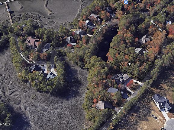 5th image of 814 Oyster Point Drive