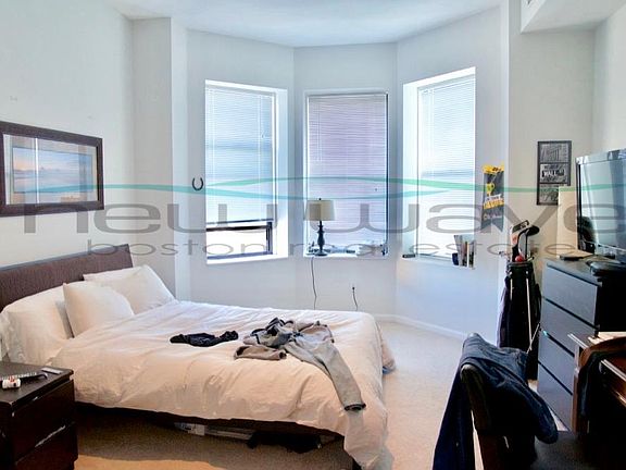 2nd image of 563 Columbus Ave APT 2