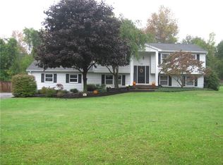 139 Salt Rd, Webster, NY 14580