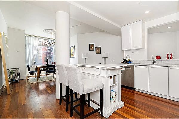 1st image of 165 W 18th St #1B