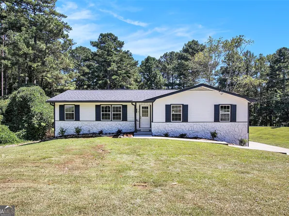 1176 Golden Cir SW, Lilburn, GA 30047
