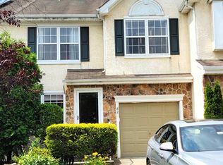 82 Hearthstone Ln, Marlton, NJ 08053