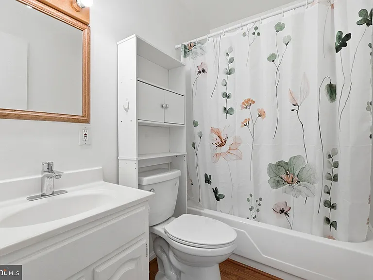 3695 Persimmon Cir — Photo 34