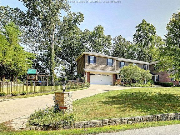 2nd image of 1604 Woodvale Dr