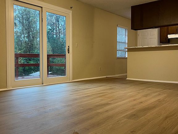 5th image of 1116 Albritton Dr