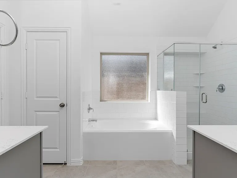 31427 Vineyard Creek Dr — Photo 16