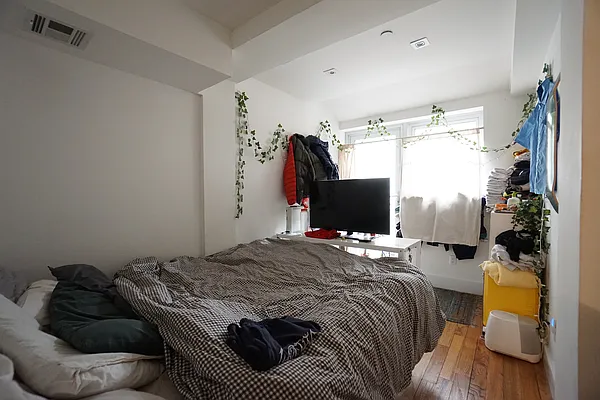 Rented by Rennit Inc. | media 18