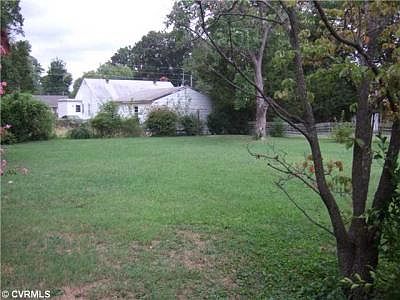 4th image of 2308 Waldo Ln