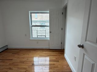 4452 Richardson Ave #2R, Bronx, NY 10470