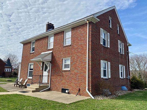 4th image of 936 E Main St
