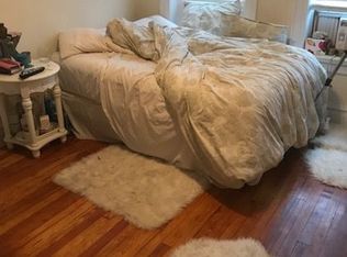 2821 33rd St APT 1D, Astoria, NY 11102