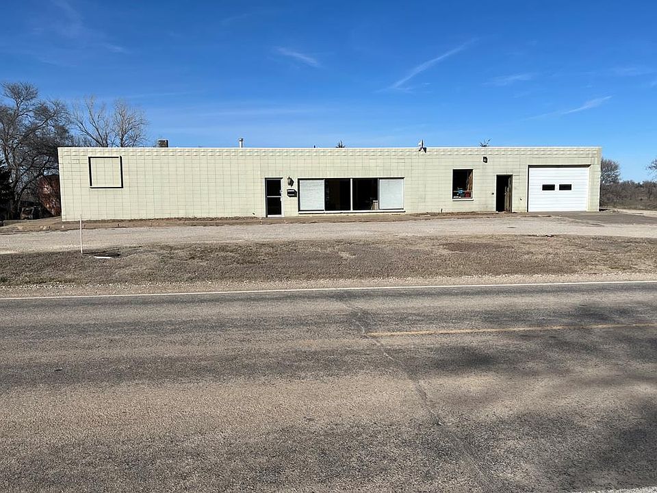 1st image of 505 E 10th St