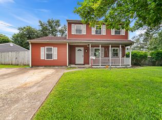3423 Club House Rd, Virginia Beach, VA 23452