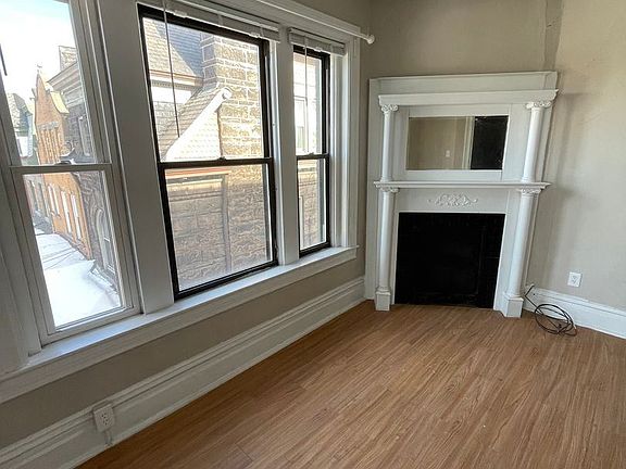 5th image of 249 S Millvale Ave APT 11