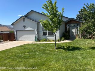 15 Pinyon Pl, Parachute, CO 81635