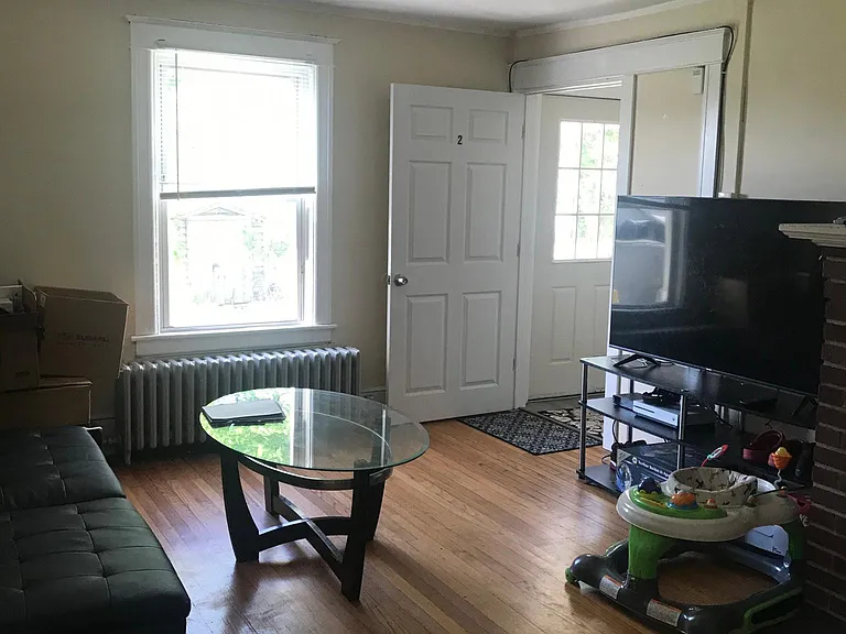 49 Fairview Ave #2 — Photo 4