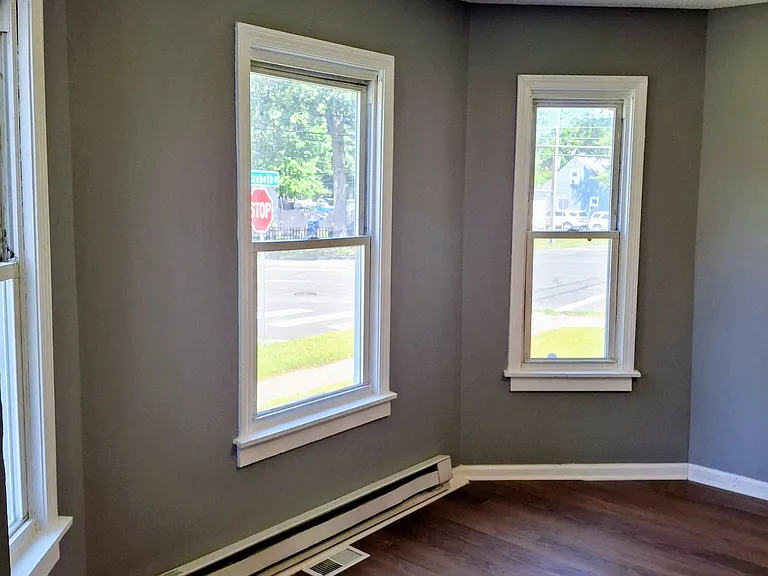 515 Berkshire Ave — Photo 6