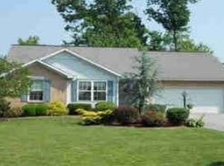 2210 Wooded Way, Huntingdon, PA 16652