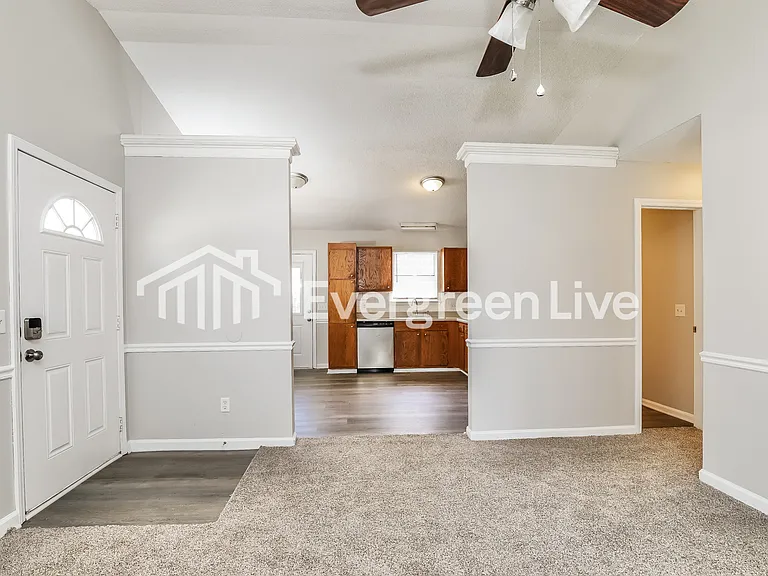 3404 Lovington Ct — Photo 3
