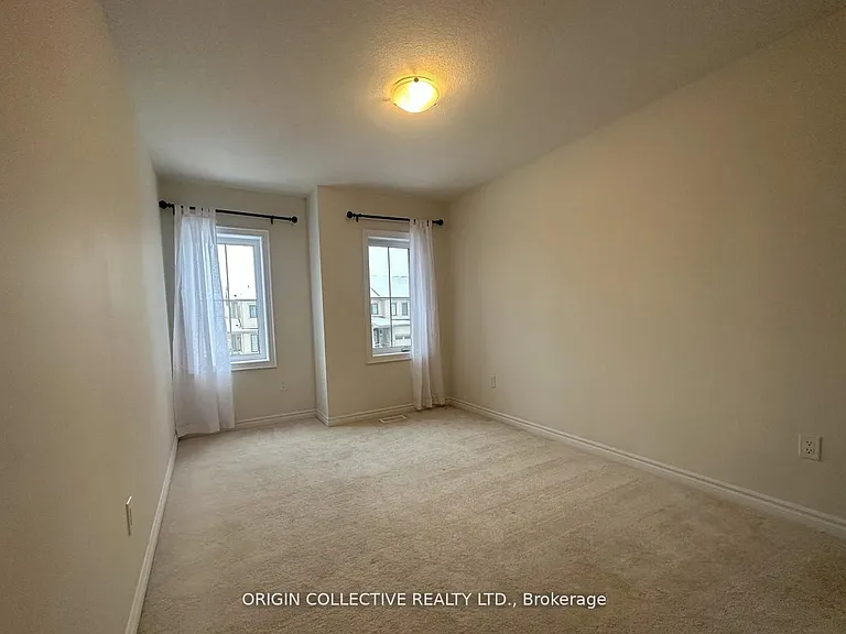 4 Amos Ave E — Photo 20