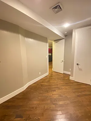 Rented by The Brokerage Group LLC | media 27