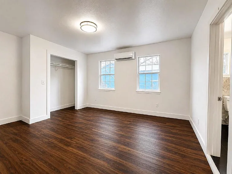 4611 Milburn Ln — Photo 15