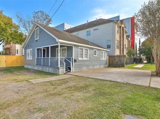 1202 Birdsall St, Houston, TX 77007