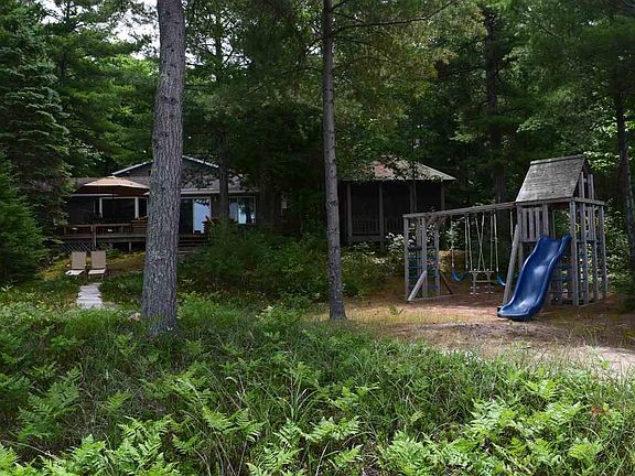 4th image of 4706 Juniper Dr