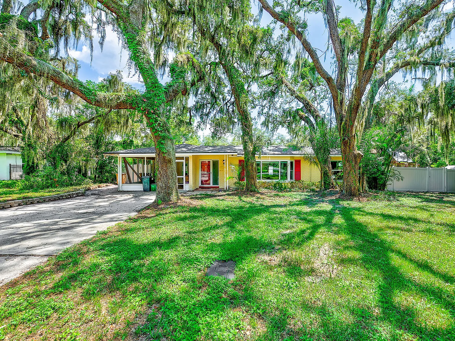 4 bed, 1739 sqft, $1,275 — Photo 1