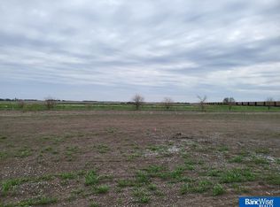 624 S Front St, Hallam, NE 68368