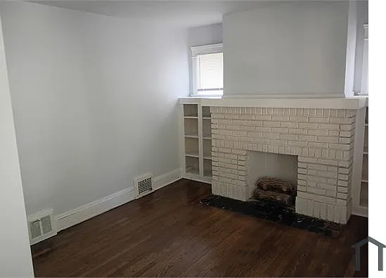 1328 E 86th St #2 — Photo 15