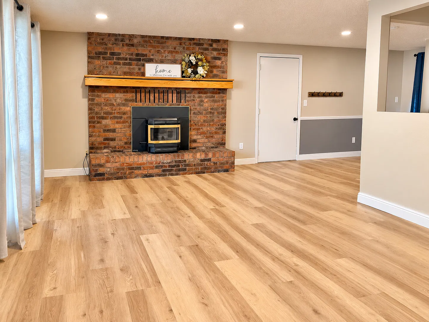 5 bed, 2239 sqft, $2,375 — Photo 3