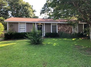 831 Trailwood Dr E, Mobile, AL 36608