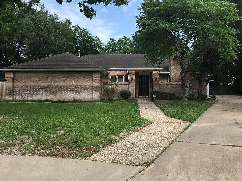 1st image of 4606 Thistlecroft Dr