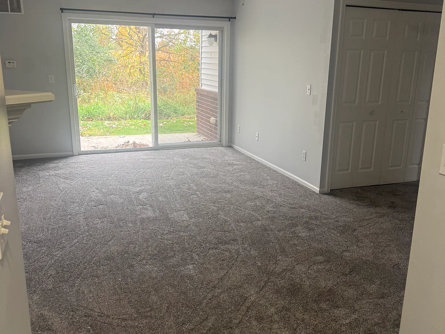3 bed, 1086 sqft, $1,350 — Photo 3