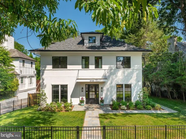 2733 Chesapeake St NW, Washington, DC 20008