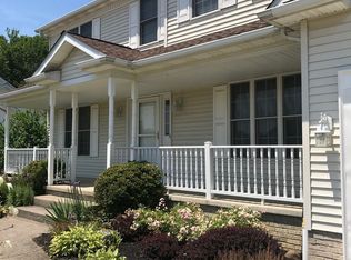 2916 Woodview Dr, Erie, PA