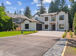 13030 15th Ave, Surrey, BC V4A 1K7