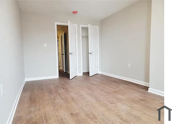 2504 Francis St — Photo 18