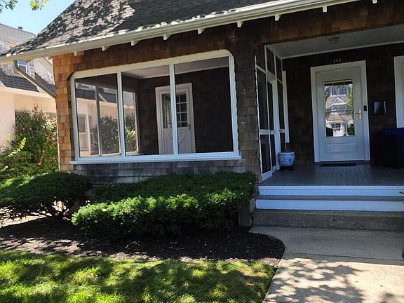 4th image of 442 Main Ave