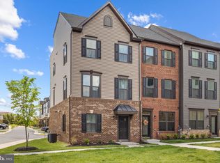 13999 Airfoil Rd, Herndon, VA 20171