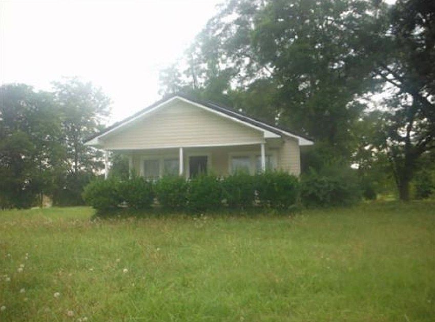 1st image of 841 Oakland Dr