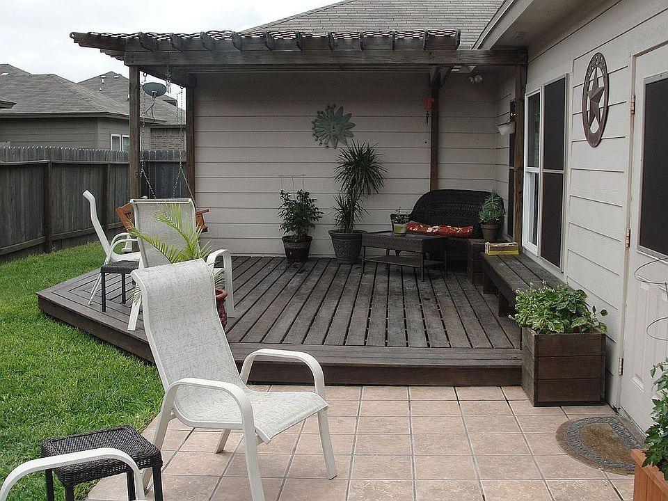 2nd image of 7010 Spanish Wood Dr